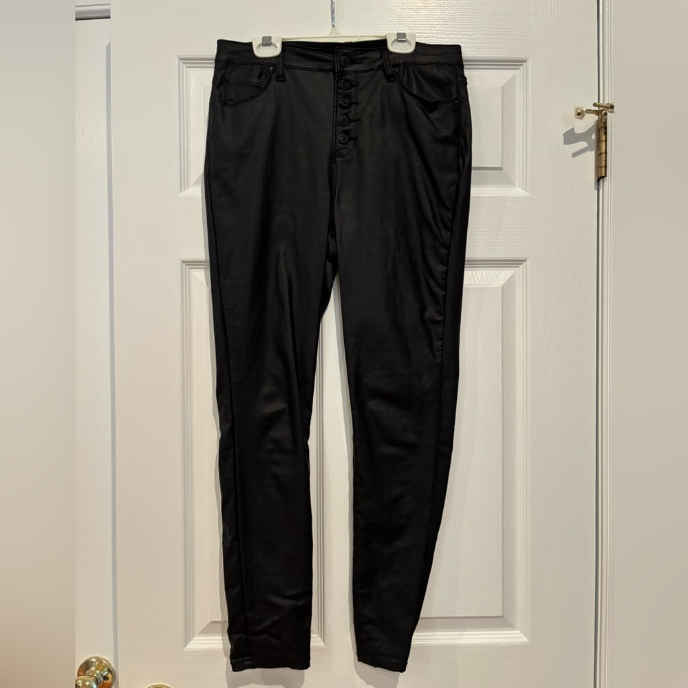 Almost Famous Black Faux Leather Pants Button Fly Skinny Juniors Size 9